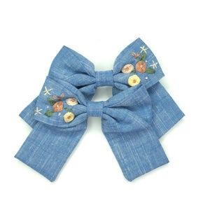 Embroidered set of hair bows